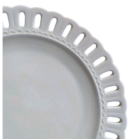Portmeirion Studio PS Valerie Dinner Plates Set Of Four White Pierced Edges - Picture 4 of 5